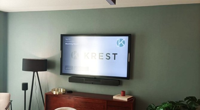 Krestlis: Videoconferência e Som Ambiente